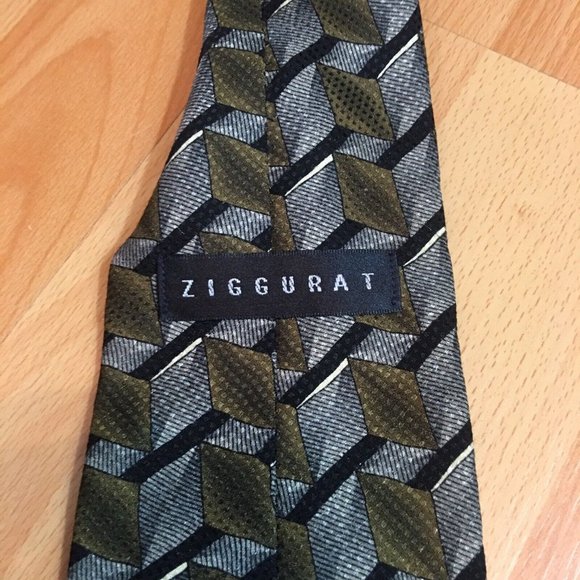 Ziggurat by Mulberry Abstr Geo Gray Brown Blk Boxes 100% Silk Handmade Men’s Tie - Picture 6 of 6